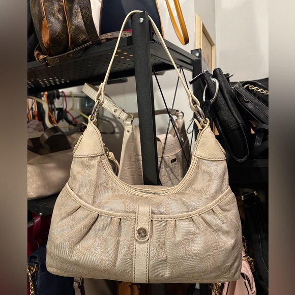 ALICIA the PURSE PLUG live show❕❕👜👛🔌💕🌟🛍👒💯 - Picture 10 of 16